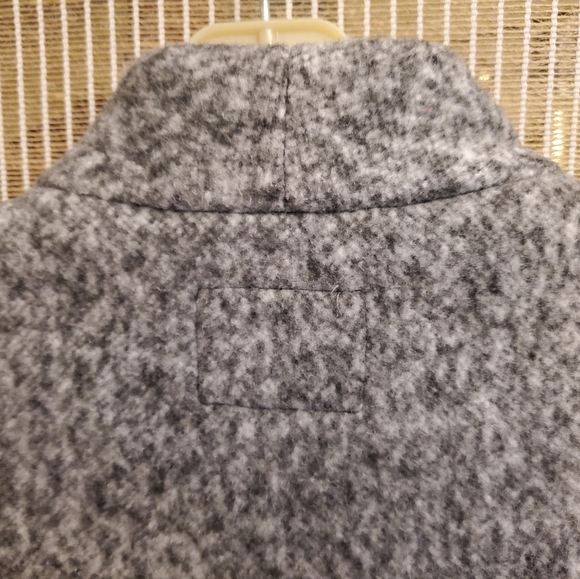 Sweater-Fleece Coat - Picture 11 of 12